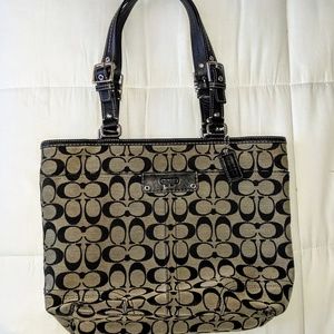 Coach Hamptons 13077 Tote